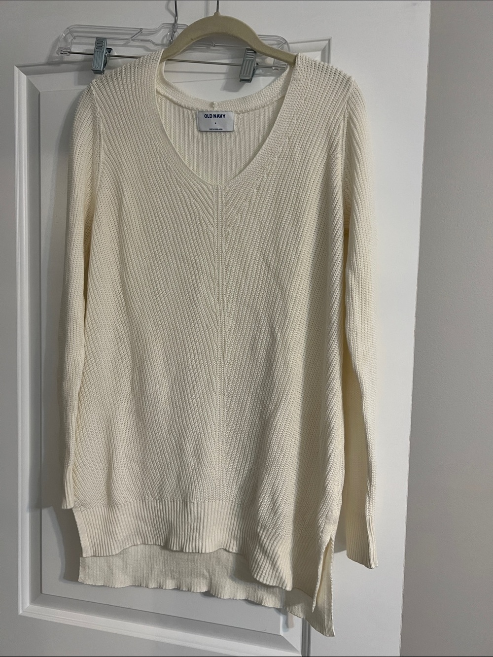 Old Navy Ivory V-Neck Tunic Sweater